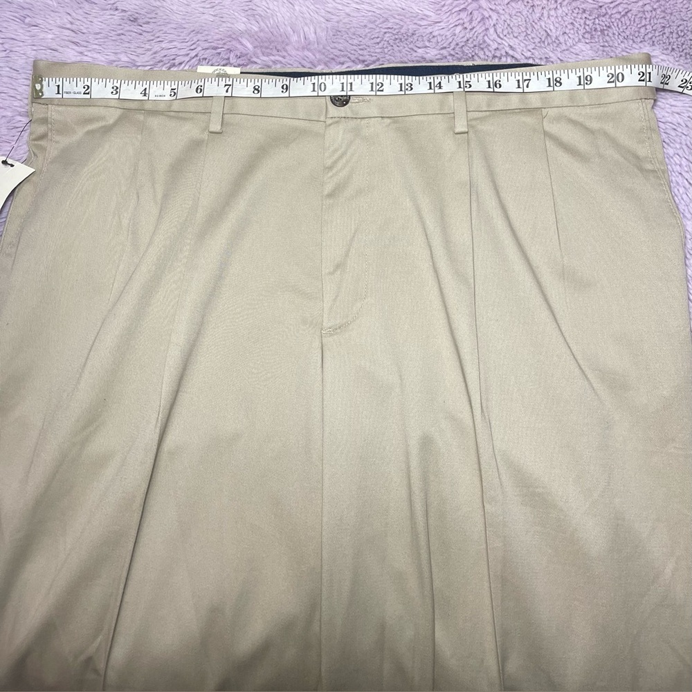 Dockers Men’s 42X32 Khaki Pants - Picture 4 of 5